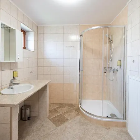 Leknín Penzion 4*