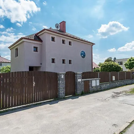 Leknín 4*